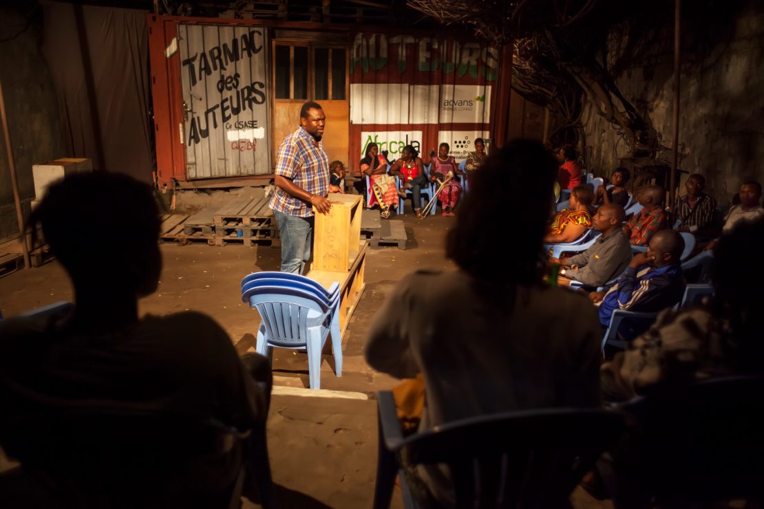 Teatro en el Congo: no solo para ricos